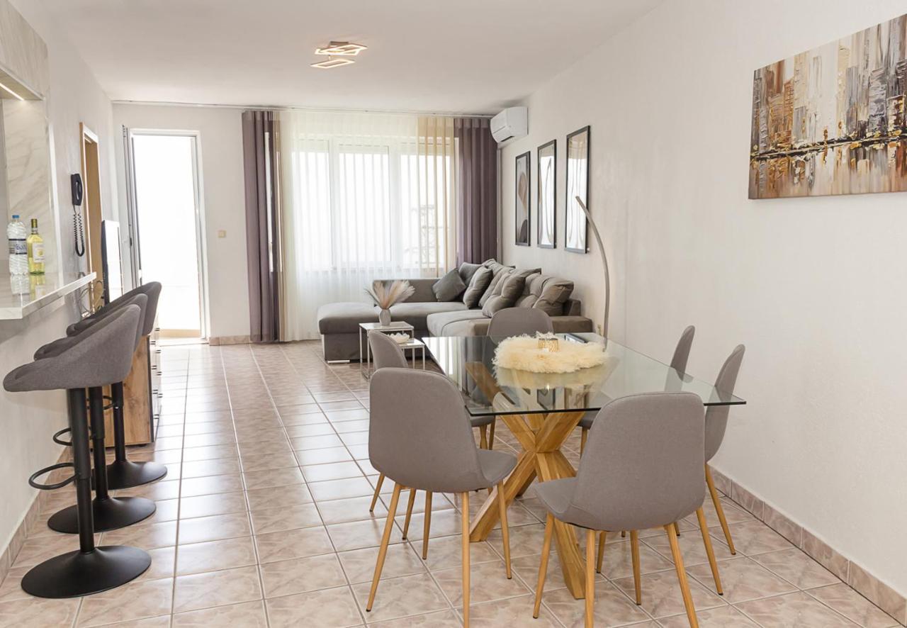 Apartament Two Identical Designer 2Bd Flats With Sea View In Balchik By Flat Mаnager Zewnętrze zdjęcie