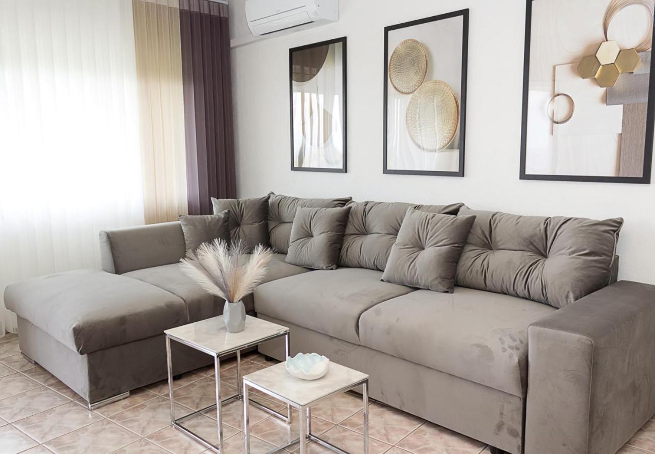 Apartament Two Identical Designer 2Bd Flats With Sea View In Balchik By Flat Mаnager Zewnętrze zdjęcie